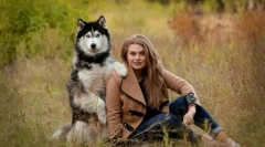 Јас споделувам начин што помогна да се одвикне моето куче да го собере од земјата